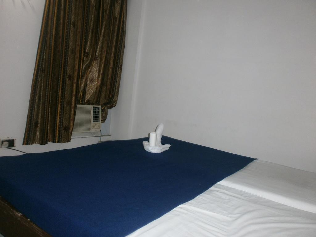 Hotel Safari Agra  Exterior photo