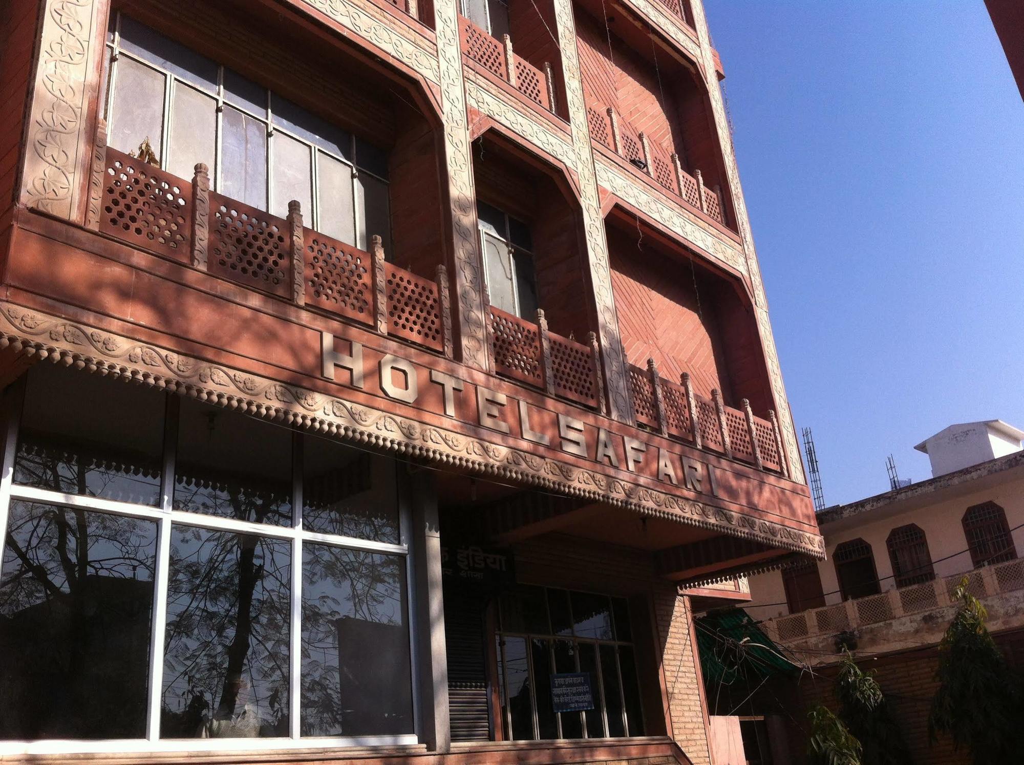 Hotel Safari Agra  Exterior photo